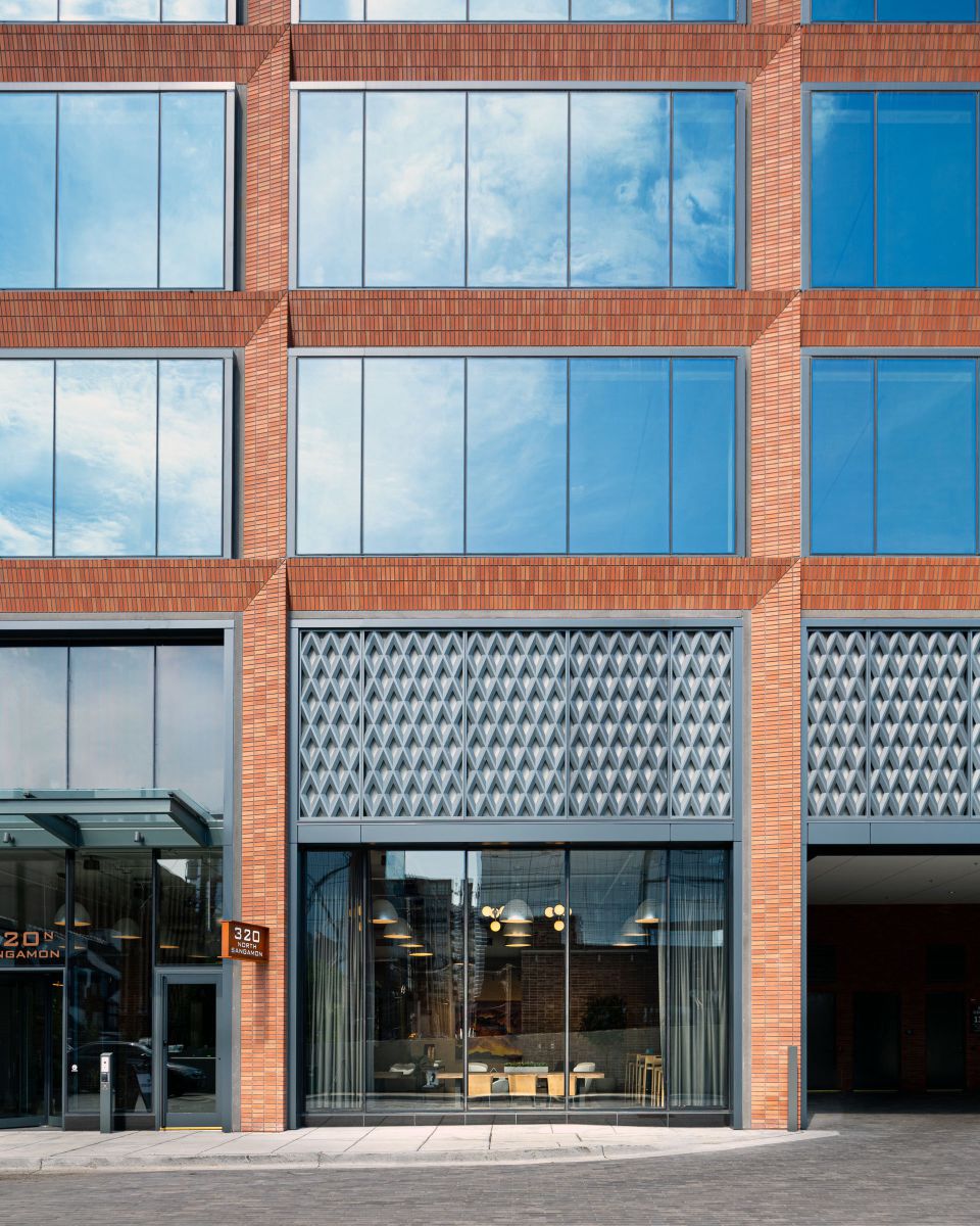 Thin brick application