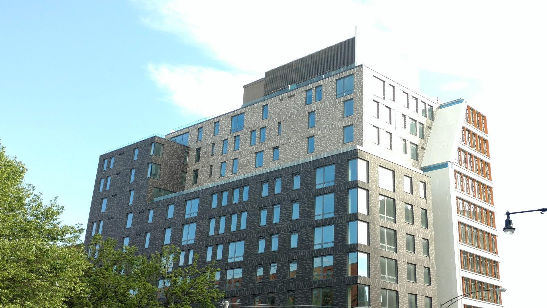 Exterior photograph of the Circa Central Park multi-family housing complex