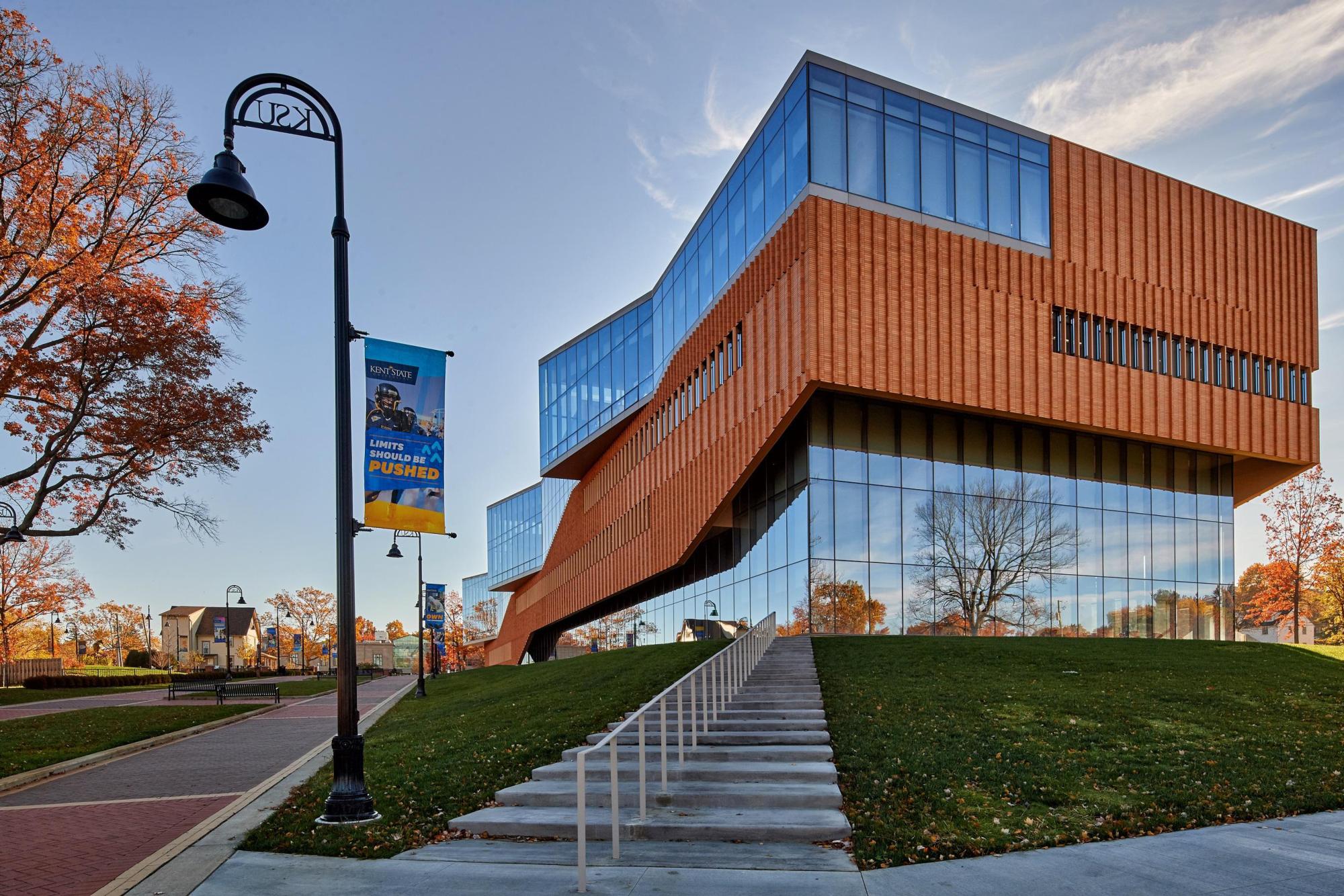 Exterior photo of Kent State University