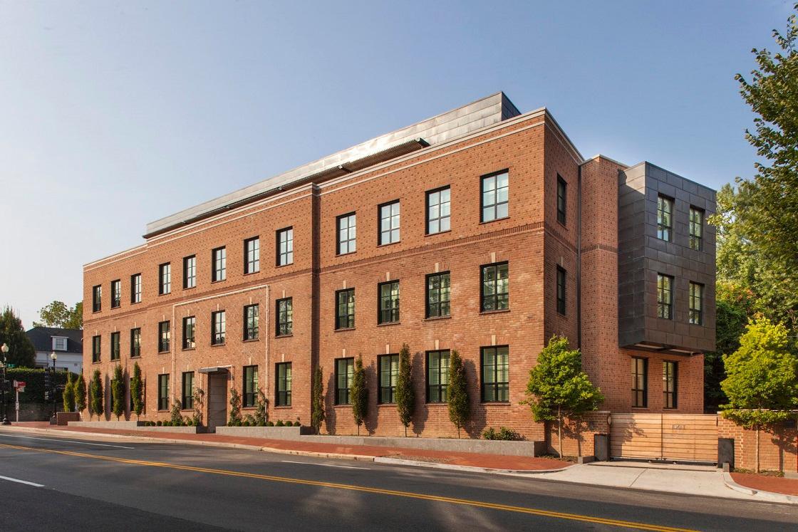 Exterior photograph of Dumbarton Oaks Fellowship House