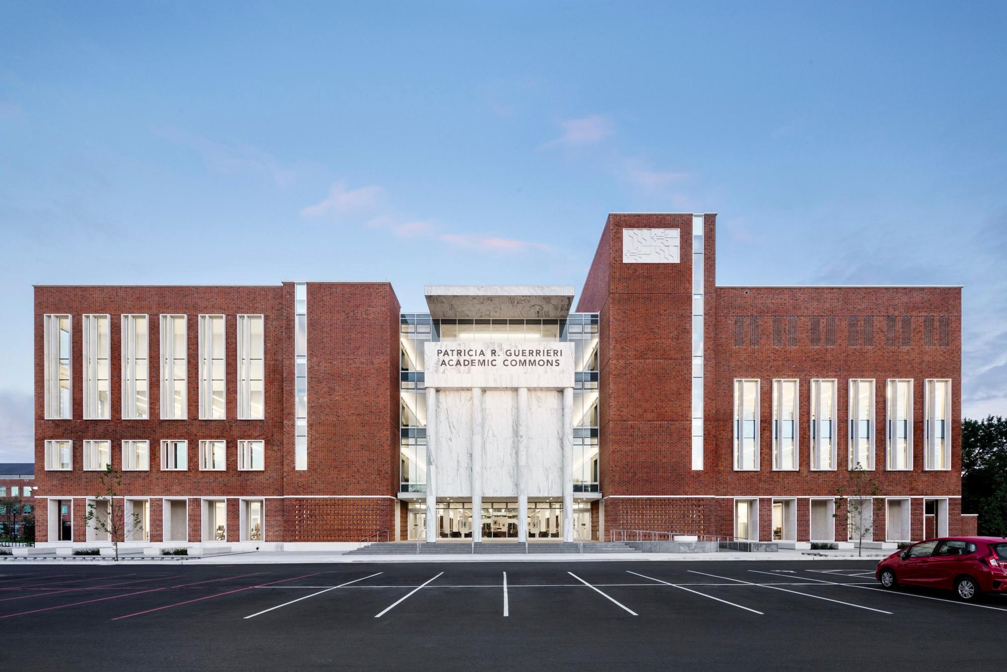 Image of the exterior of the bricked Salisbury University