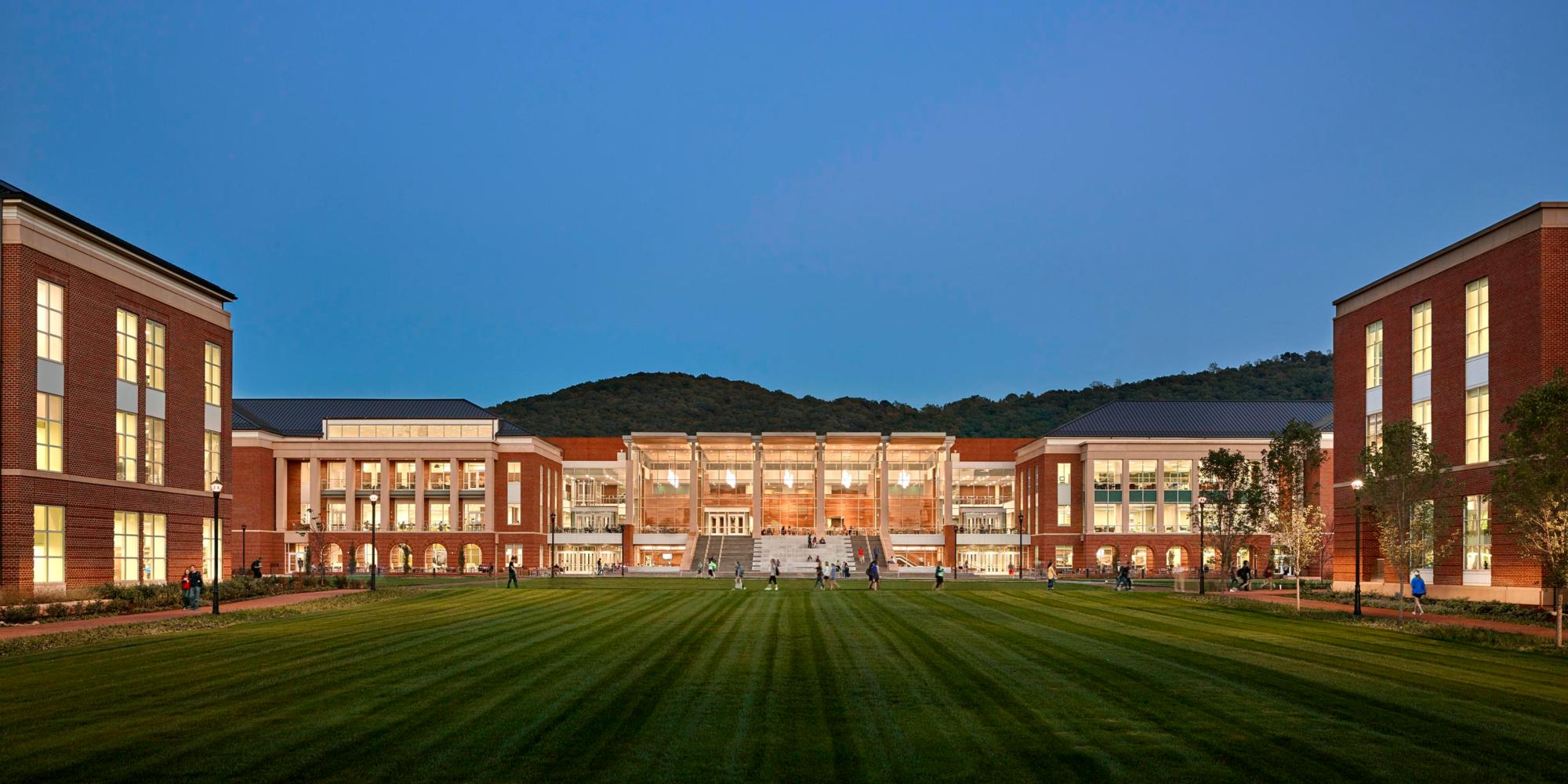 Exterior image of the Liberty University Montview Union with green lawns and bricked buildings